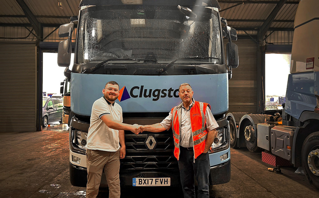 Ryan Lewis Visits Brigg Road